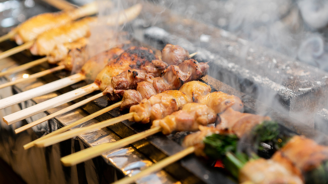 本格炭火焼き鳥＆博多もつ鍋 串たつ - メイン写真: