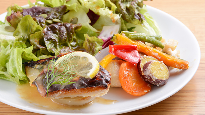 発酵デリカテッセン カフェテリア コウジ&コー - メイン写真: