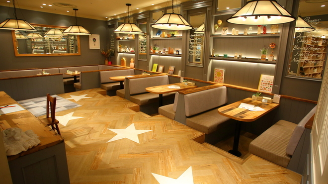 gelato pique cafe bio concept - 内観写真: