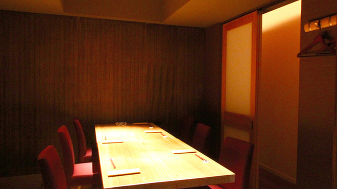 予約制・コース料理 ともなが - 内観写真: