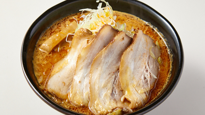 萬馬軒 新宿南口店 新宿三丁目 ラーメン 食べログ