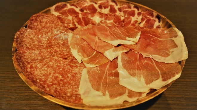 PASTAVOLA - メイン写真: