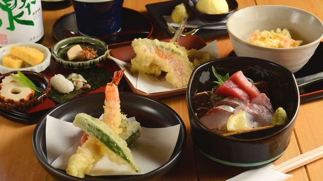 日本酒と天ぷらの店 天と鮮 さかえみせ - メイン写真:
