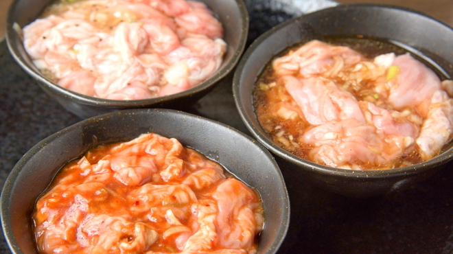 炭火焼肉 はじめや - 料理写真:豚ホルモン