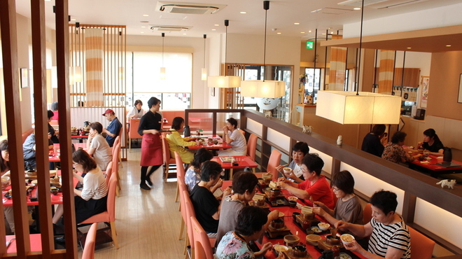 花小梅 - メイン写真: