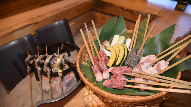 囲炉裏のあじわい ごとく 美濃白鳥 懐石 会席料理 ネット予約可 食べログ