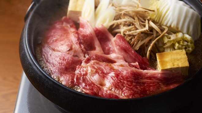 Hakata Ajitokoro Sukiyaki Mizutaki Iroha - メイン写真: