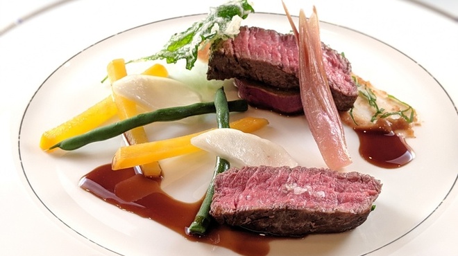 レストラン サクラ - 料理写真:牛ヒレ肉のポワレ