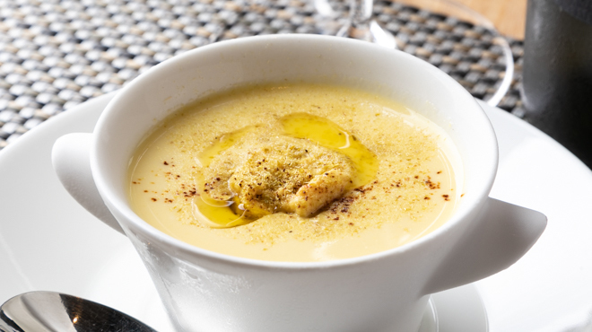 ガストロノミーソール ヤナギヤ - 料理写真:とうもろこしのスープ