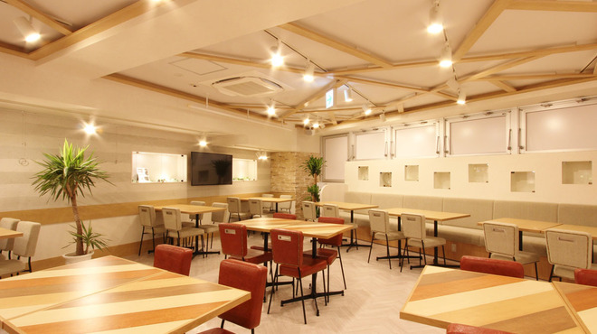 チーズダイニング STORIA 池袋西口店 （ストーリア）