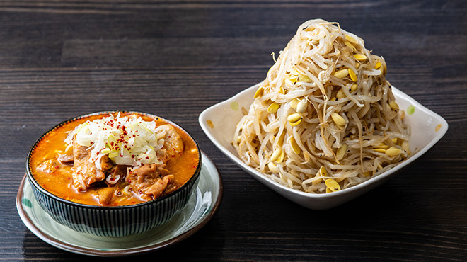 初代吉田 - 料理写真:煮込み　もやし