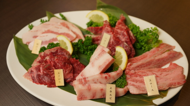 Tokushima Wagyuu Yakiniku Watanabe Seinikuten Tsu - メイン写真: