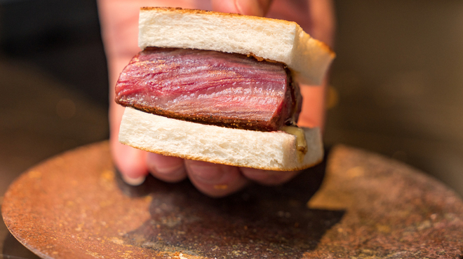 創作鉄板 粉者東京 - メイン写真: