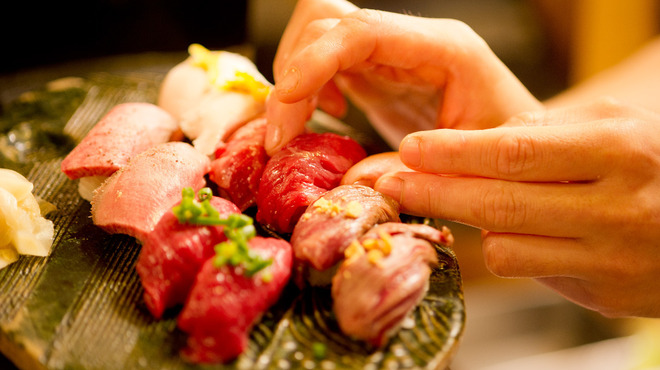 焼き鳥食べ放題居酒屋 鳥物語 - メイン写真: