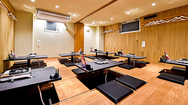 もつ鍋専門店 元祖 もつ鍋 楽天地 - メイン写真: