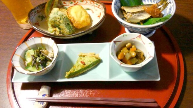 大和薬食処 ならやま茶館 - 料理写真:ほろ酔ひセット　ビールまたは大和の地酒とともに