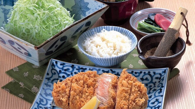 あんず 天神岩田屋店 西鉄福岡 天神 とんかつ ネット予約可 食べログ