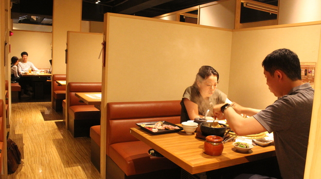 焼肉龍王館 - メイン写真: