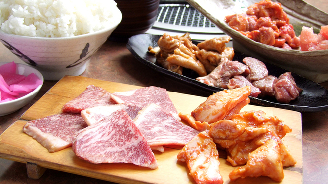 焼肉食堂 かっちゃんち 倉賀野/焼肉 [食べログ]