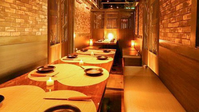 Sumibi Yakitori Ya Nabe To Sengyo Tabenomi Houdai Kanzen Koshitsu Izakaya Gin No En - メイン写真: