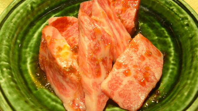 正力 - 料理写真:飛騨牛カルビ(\780)