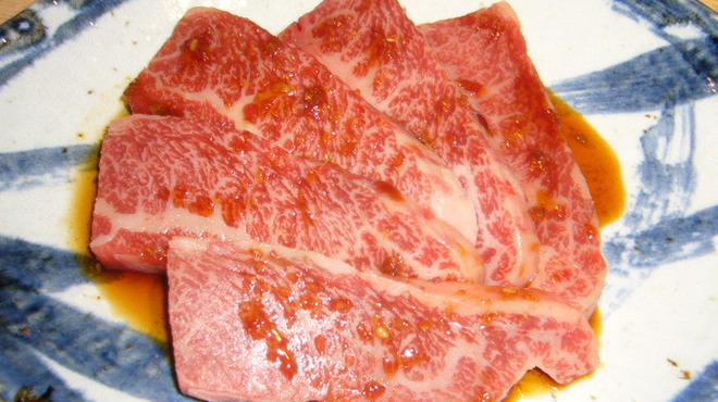 正力 - 料理写真:飛騨牛上カルビ(\1100)