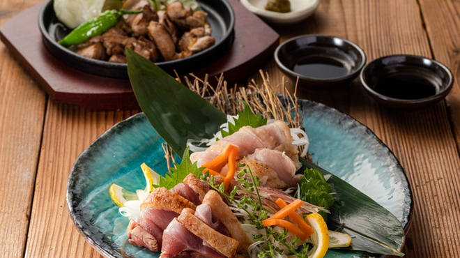 日本酒と地鶏の和バル 八鶴 - メイン写真: