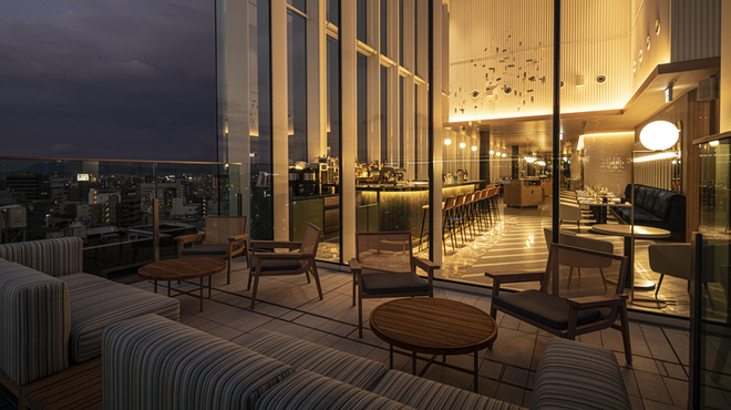 SOMEWHERE RESTAURANT & BAR - 外観写真:外観
