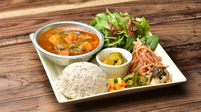 Slow Living Riverside - メイン写真: