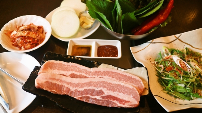ヒャン コリアンキッチン 本町 韓国料理 食べログ
