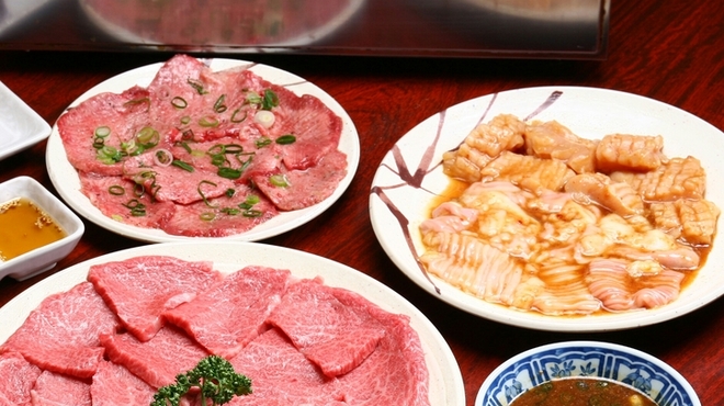 Yakiniku Hige - メイン写真: