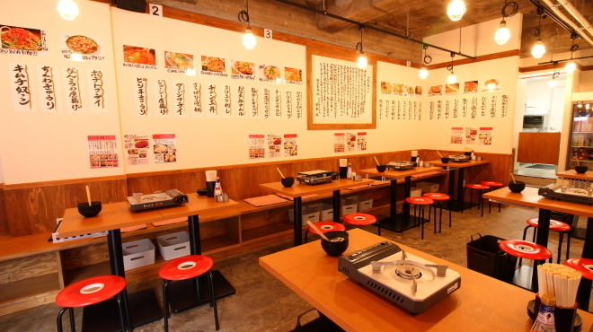 元祖台湾もつ鍋 仁 - メイン写真:内観_2