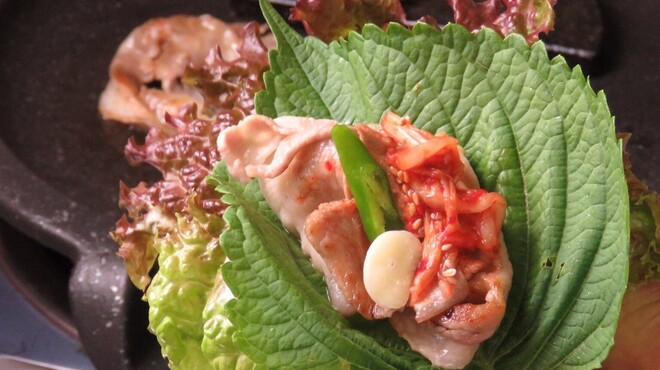 Guuui 薬院大通 韓国料理 ネット予約可 食べログ