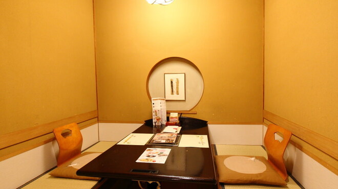 梅の花 - メイン写真: