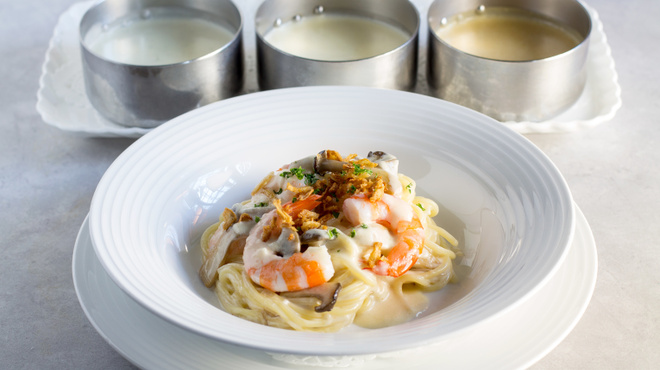 アマデウス - メイン写真: