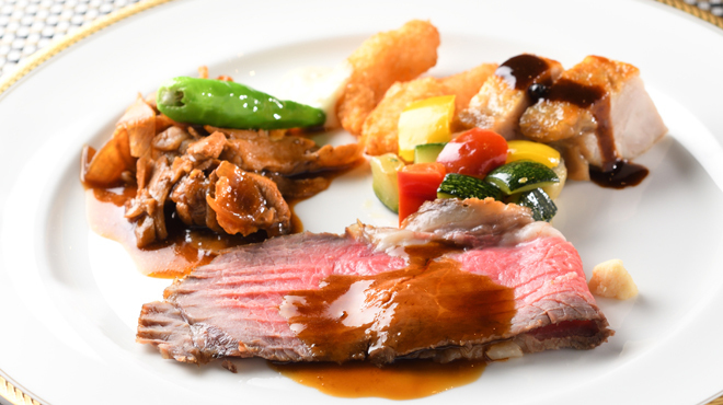 バイキングレストラン レガーロ - メイン写真: