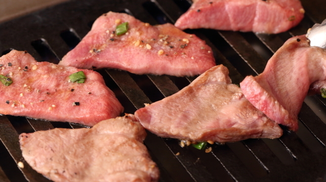 大阪焼肉・ホルモンふたご - メイン写真: