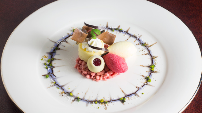 アマデウス - メイン写真: