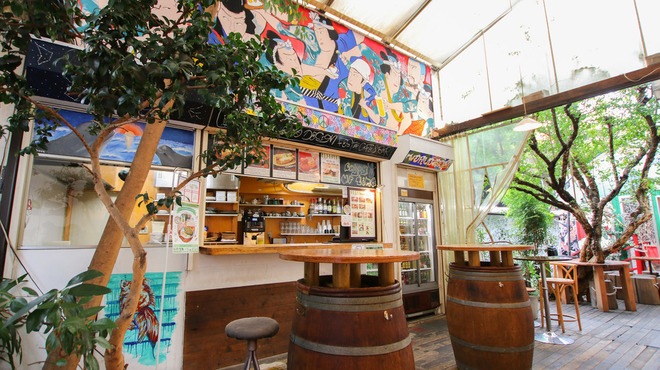 デザインフェスタ カフェ アンド バー Designfestacafe Bar 明治神宮前 カフェ 食べログ