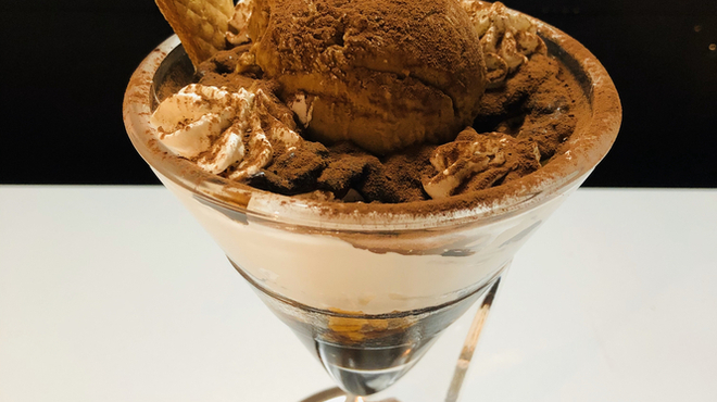 パフェとお酒は…BETSUBARA - 料理写真: