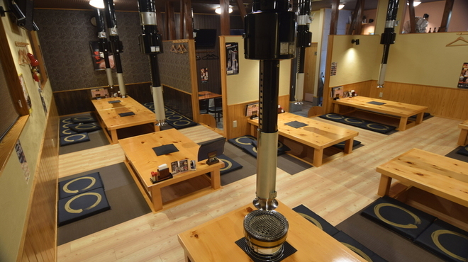 炭火焼肉 しちりん亭 - メイン写真: