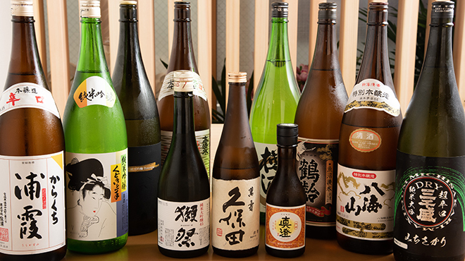 旬肴ふく堀田 - ドリンク写真:日本酒ボトル集合