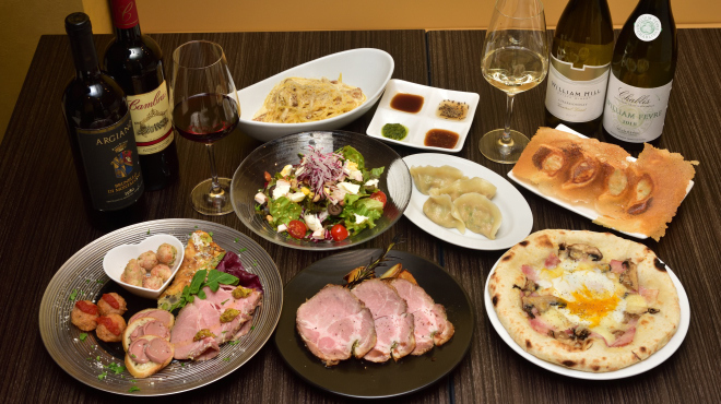 羽根付き餃子とイタリアンのお店 ベンヴェヌート - メイン写真: