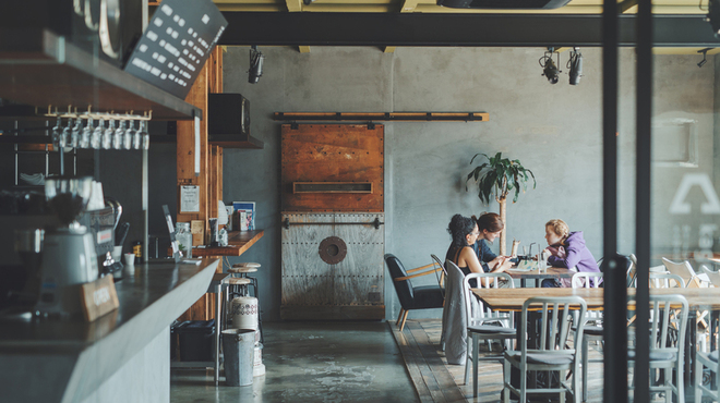 toe BAR & RESTAURANT - メイン写真: