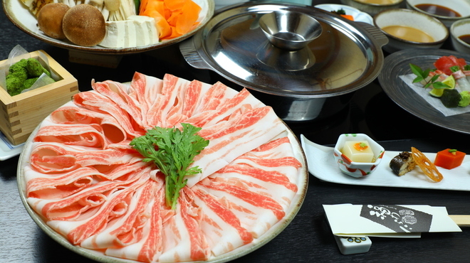 Shabushabu Sukiyaki Fukuwaraji - メイン写真: