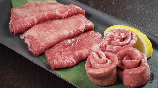 和牛焼肉と新鮮ホルモン MIYAKO - 料理写真: