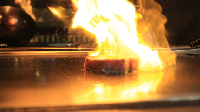 ステーキ・鉄板焼 みくら - メイン写真: