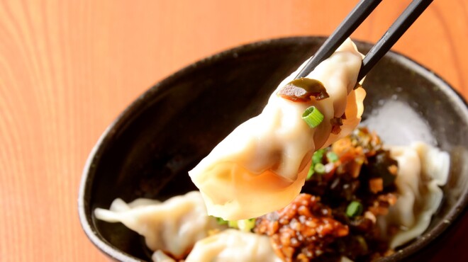 黒豚餃子と串揚酒場 大衆酒場 おきどき - メイン写真: