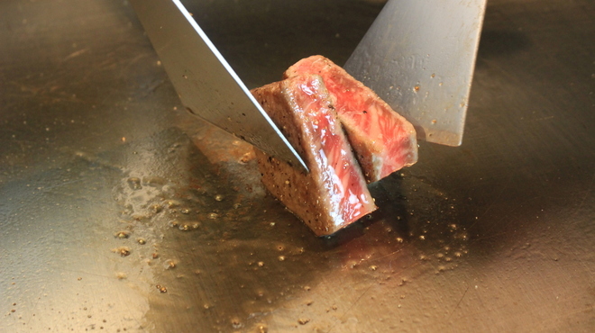 ステーキ・鉄板焼 みくら - メイン写真: