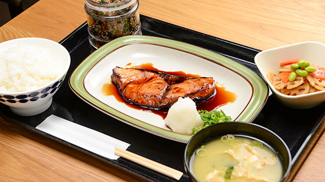 梅山鉄平食堂 - メイン写真: